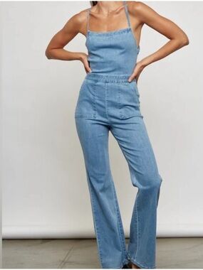 BLUE BLUSH Denim Tie Back Flare Leg Jumpsuit Size Small